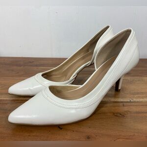 Kelly & Katie Gorgeous White Heels Pumps Size 8.5